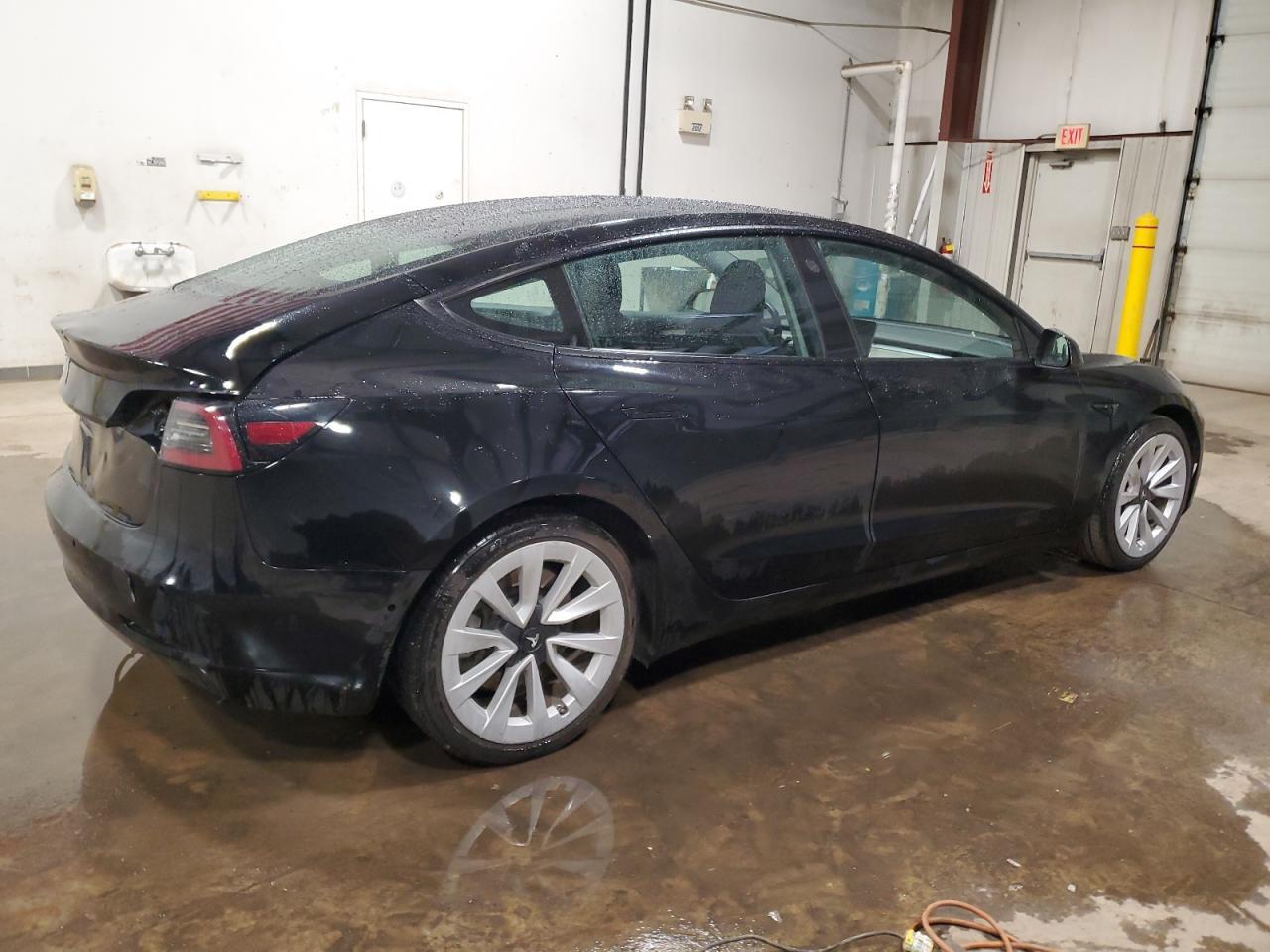 2022 TESLA MODEL 3 - Image 3