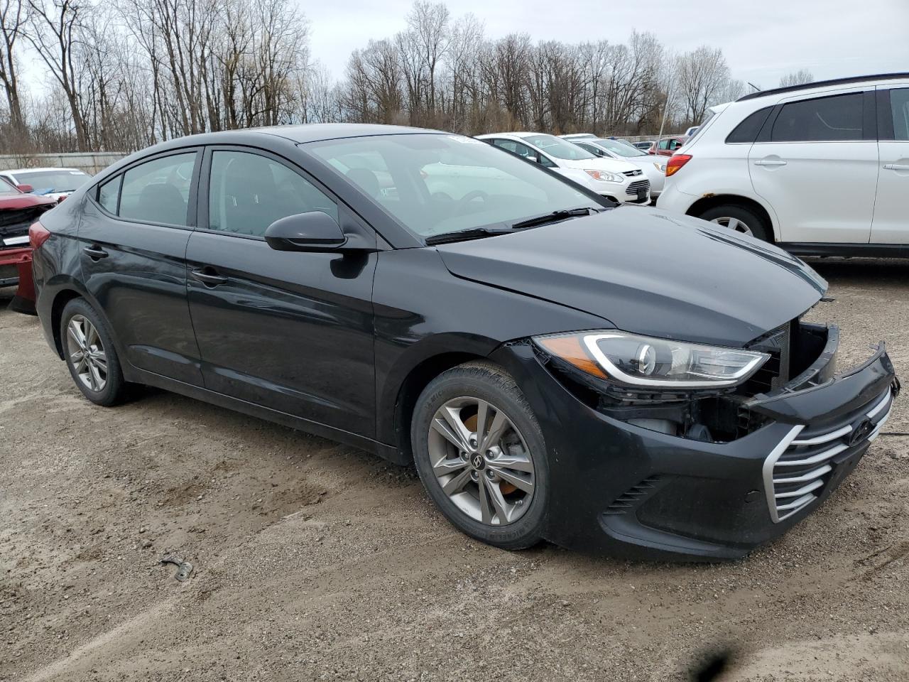 2018 HYUNDAI ELANTRA SE - Image 4