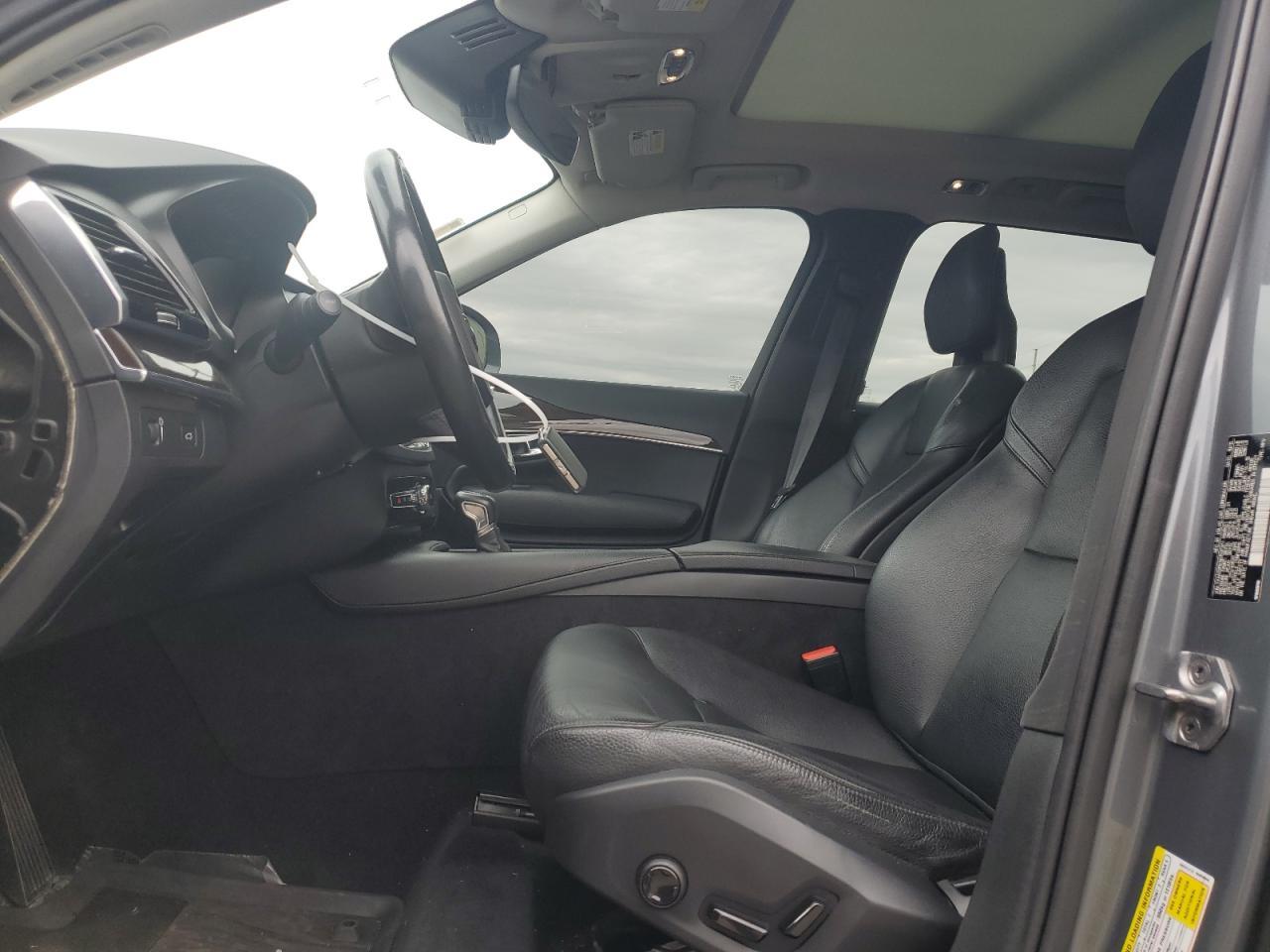 2016 VOLVO XC90 T6 - Фото 7
