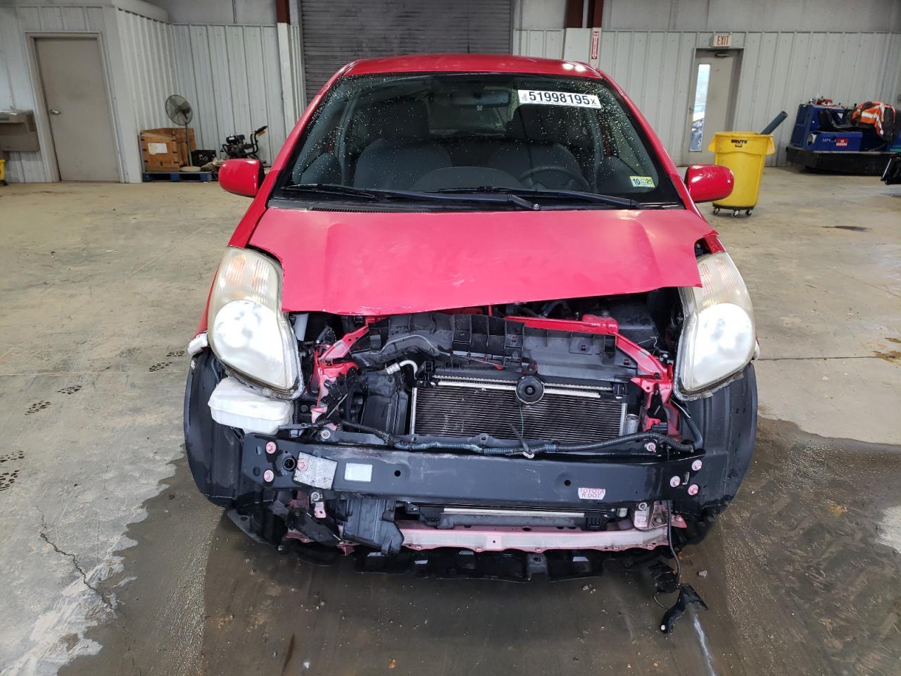 2011 TOYOTA YARIS - Фото 5