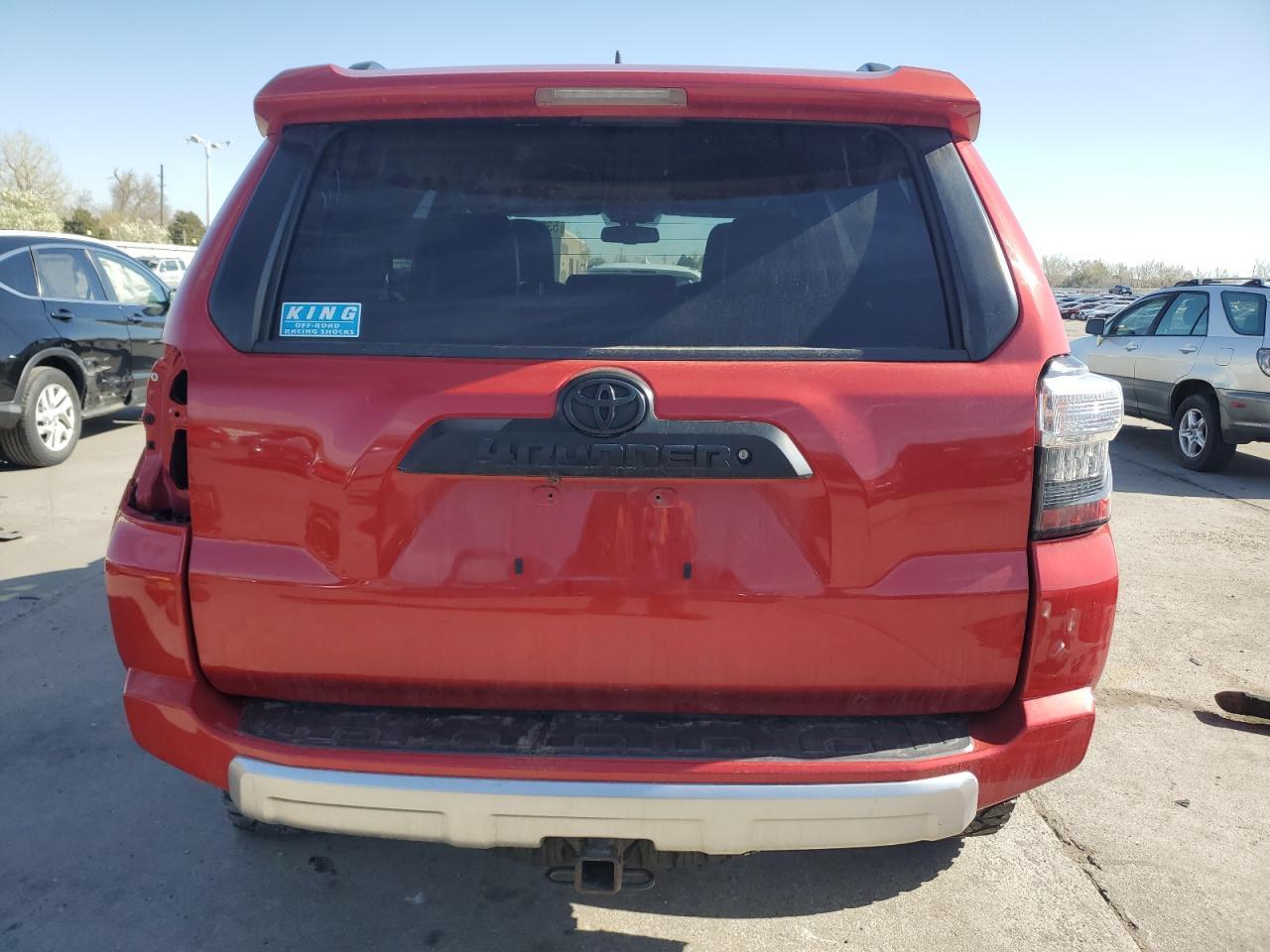 2018 TOYOTA 4RUNNER SR - Фото 6