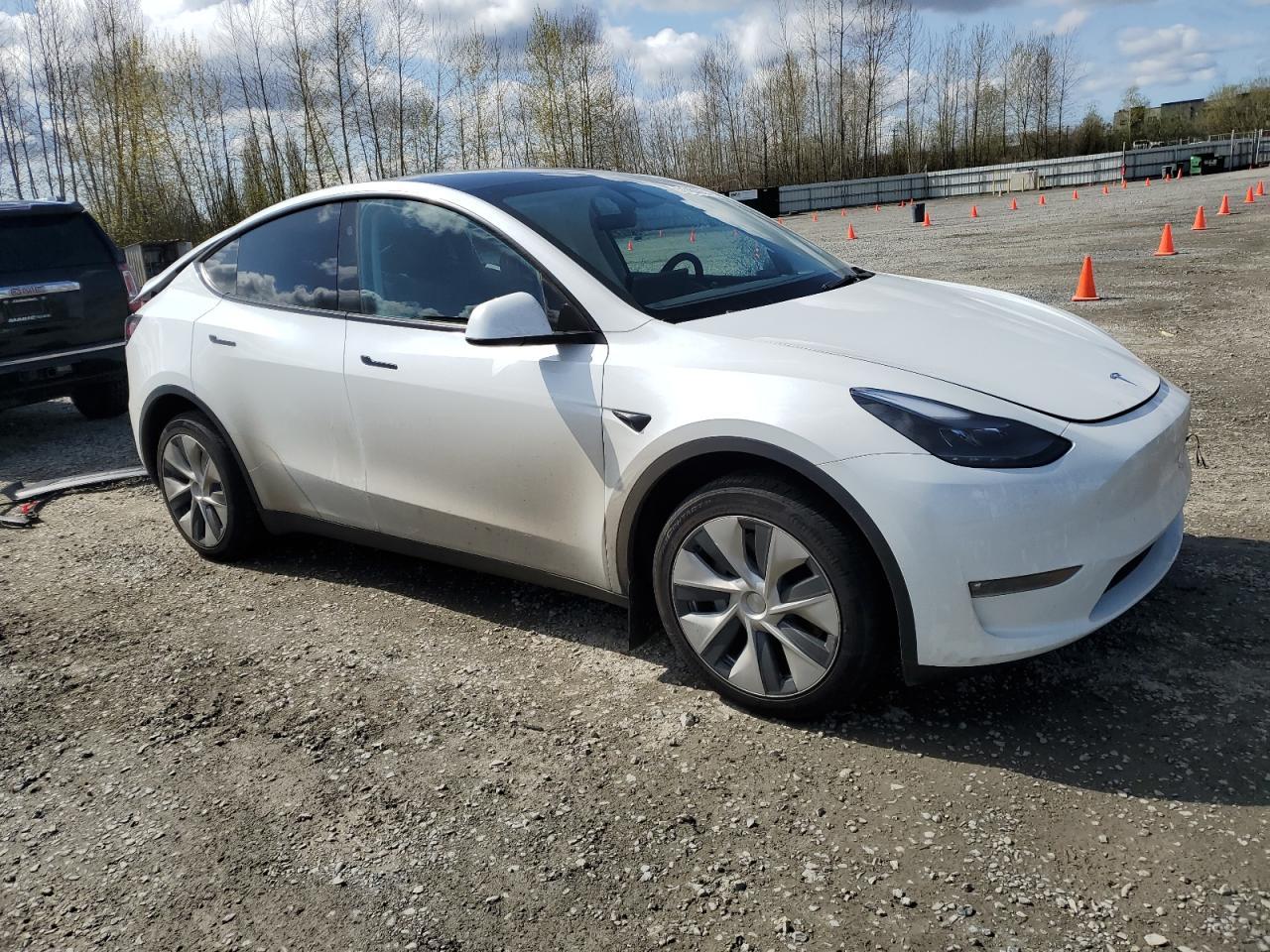 2023 TESLA MODEL Y - Image 4