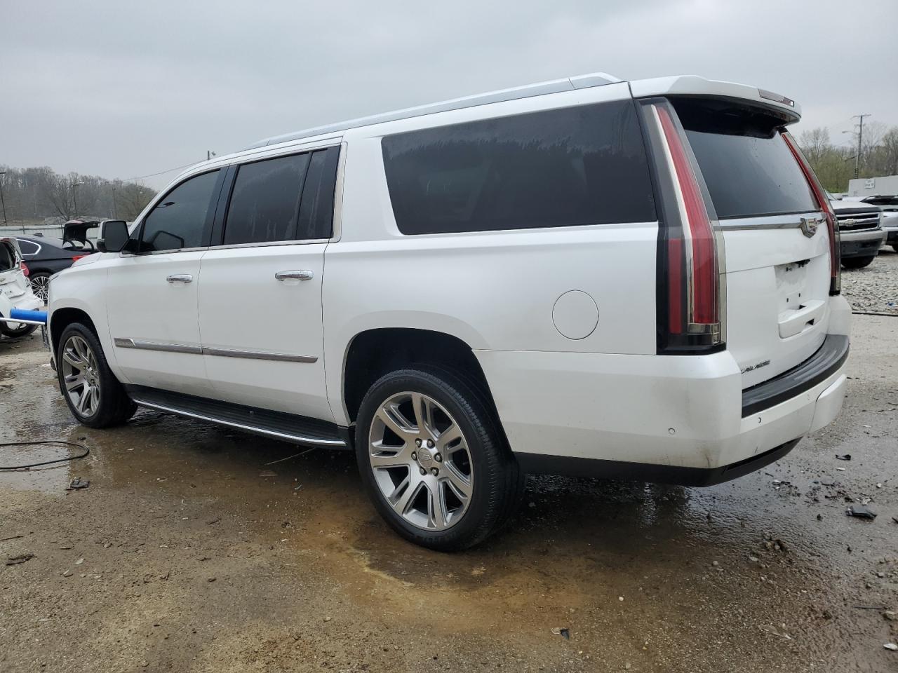 2017 CADILLAC ESCALADE E - Image 2