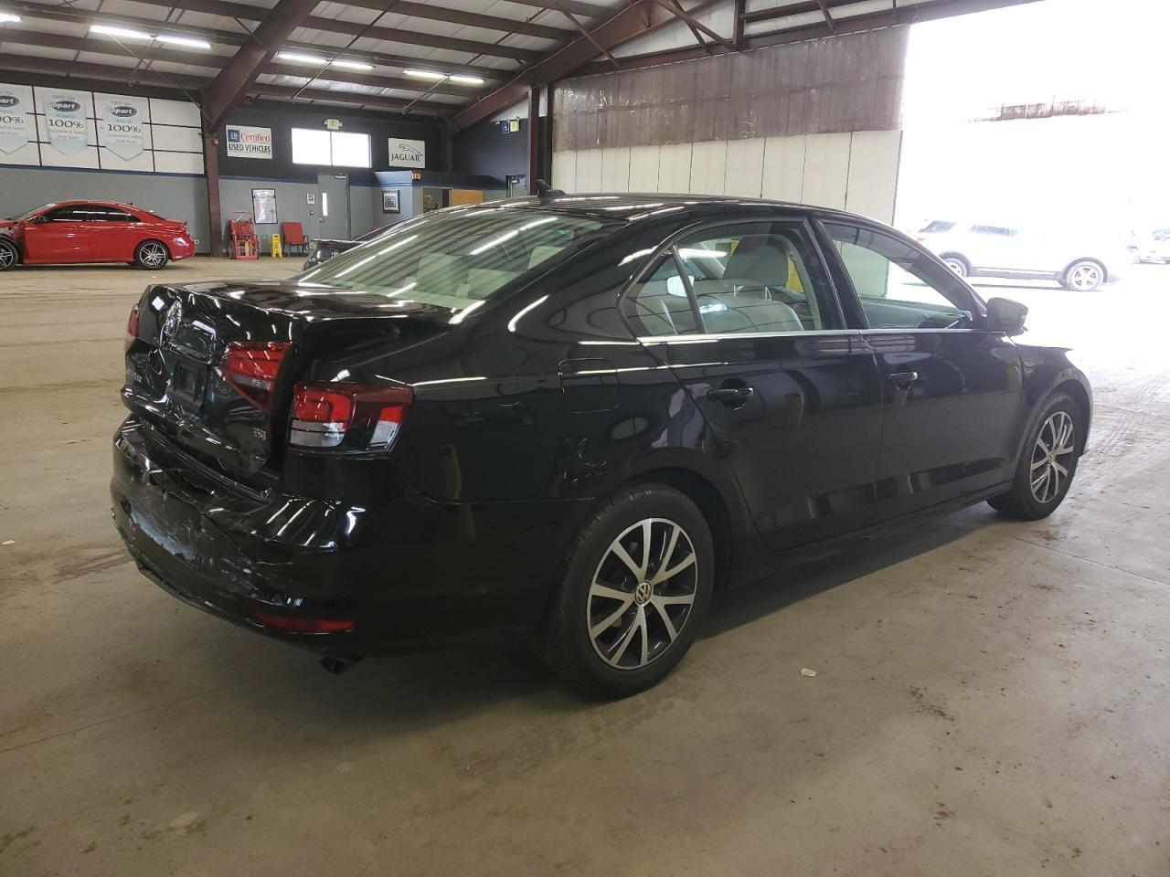 2017 VOLKSWAGEN JETTA SE - Image 3