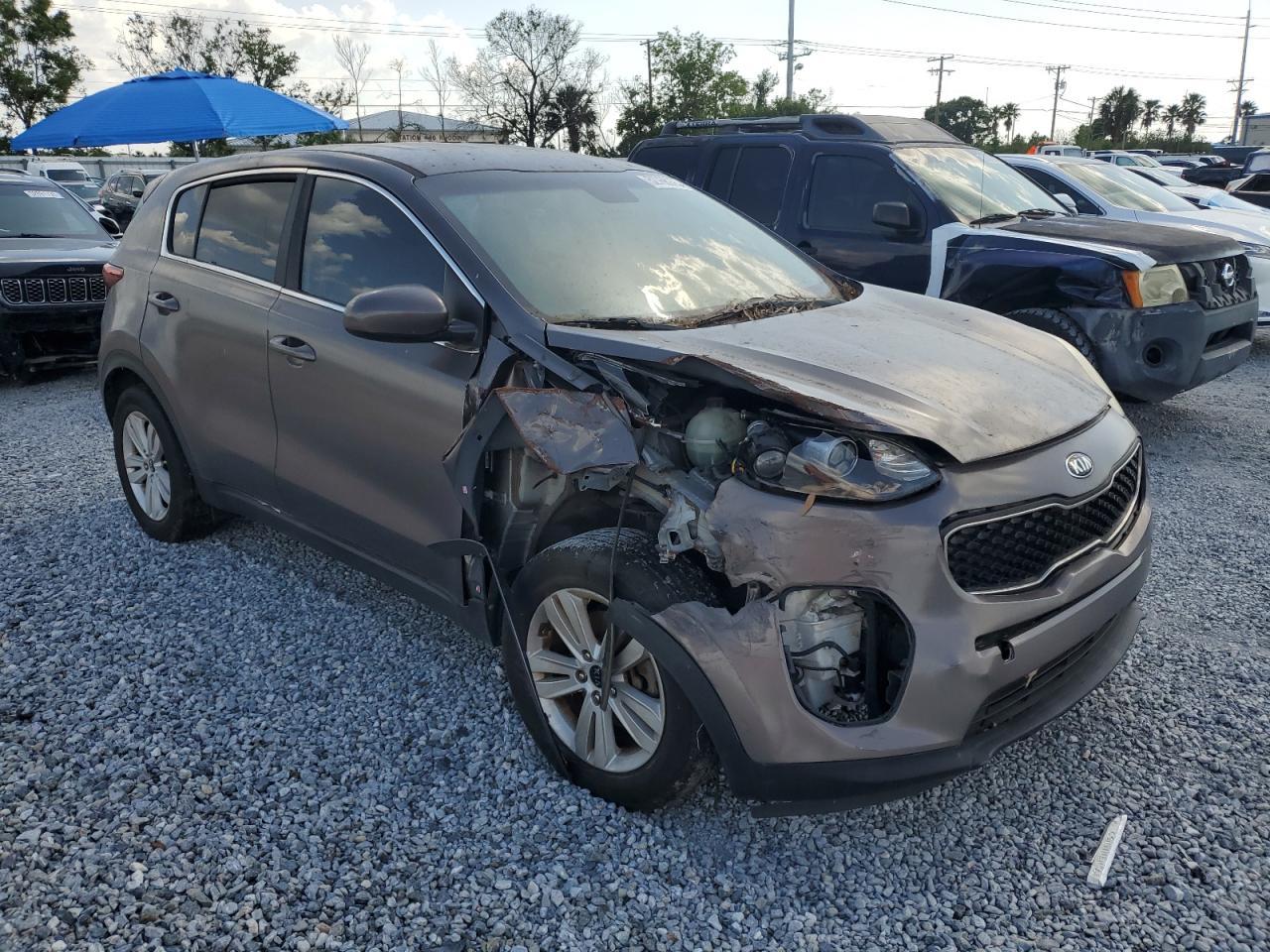 2017 KIA SPORTAGE L - Фото 4