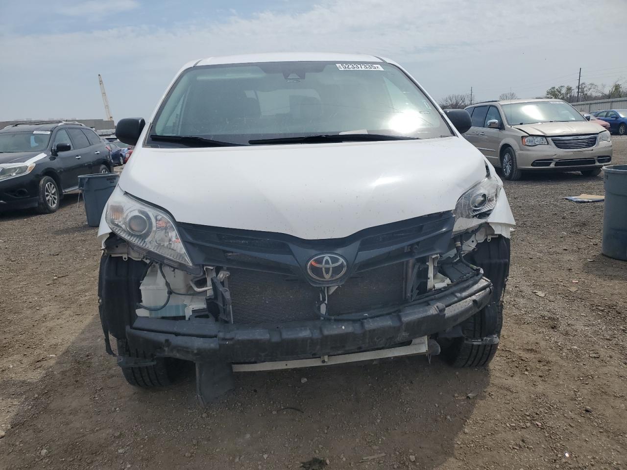 2020 TOYOTA SIENNA L - Image 5