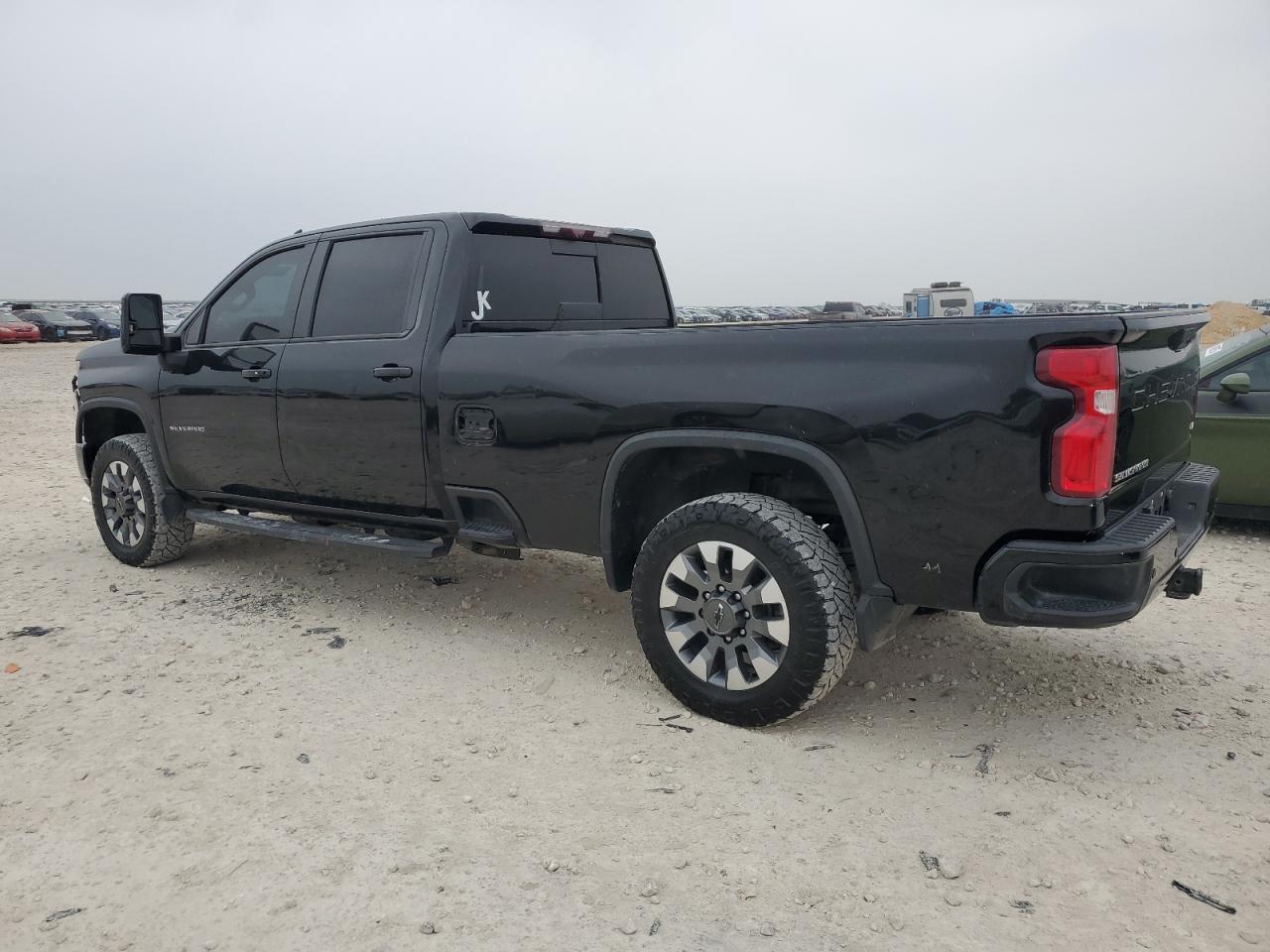 2021 CHEVROLET SILVERADO - Фото 2