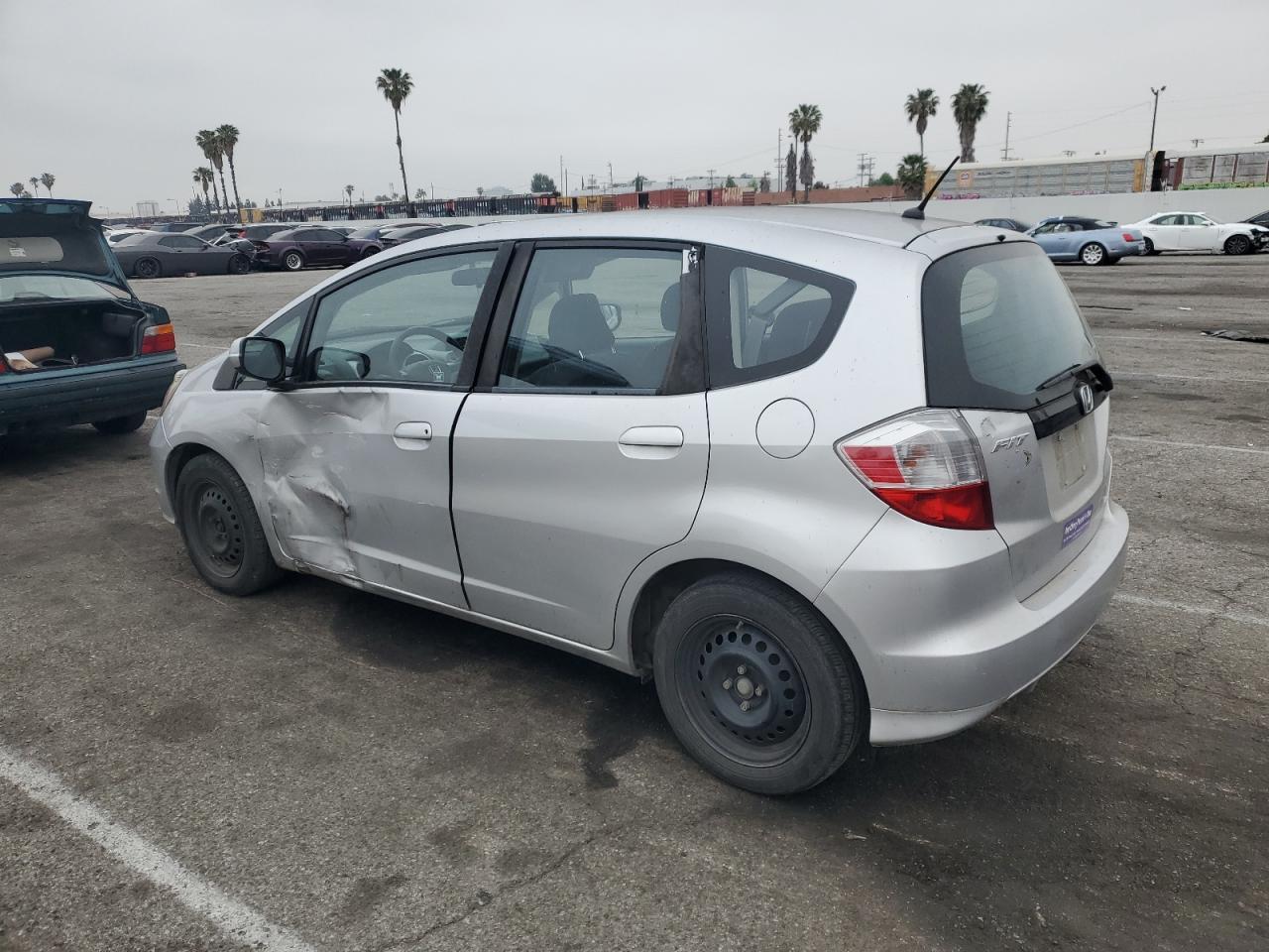 2013 HONDA FIT - Image 2
