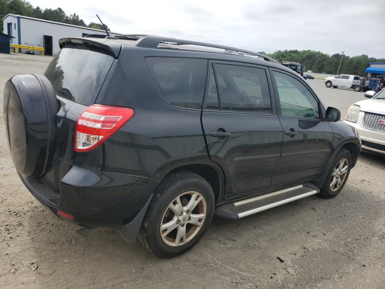 2011 TOYOTA RAV4 - Фото 3