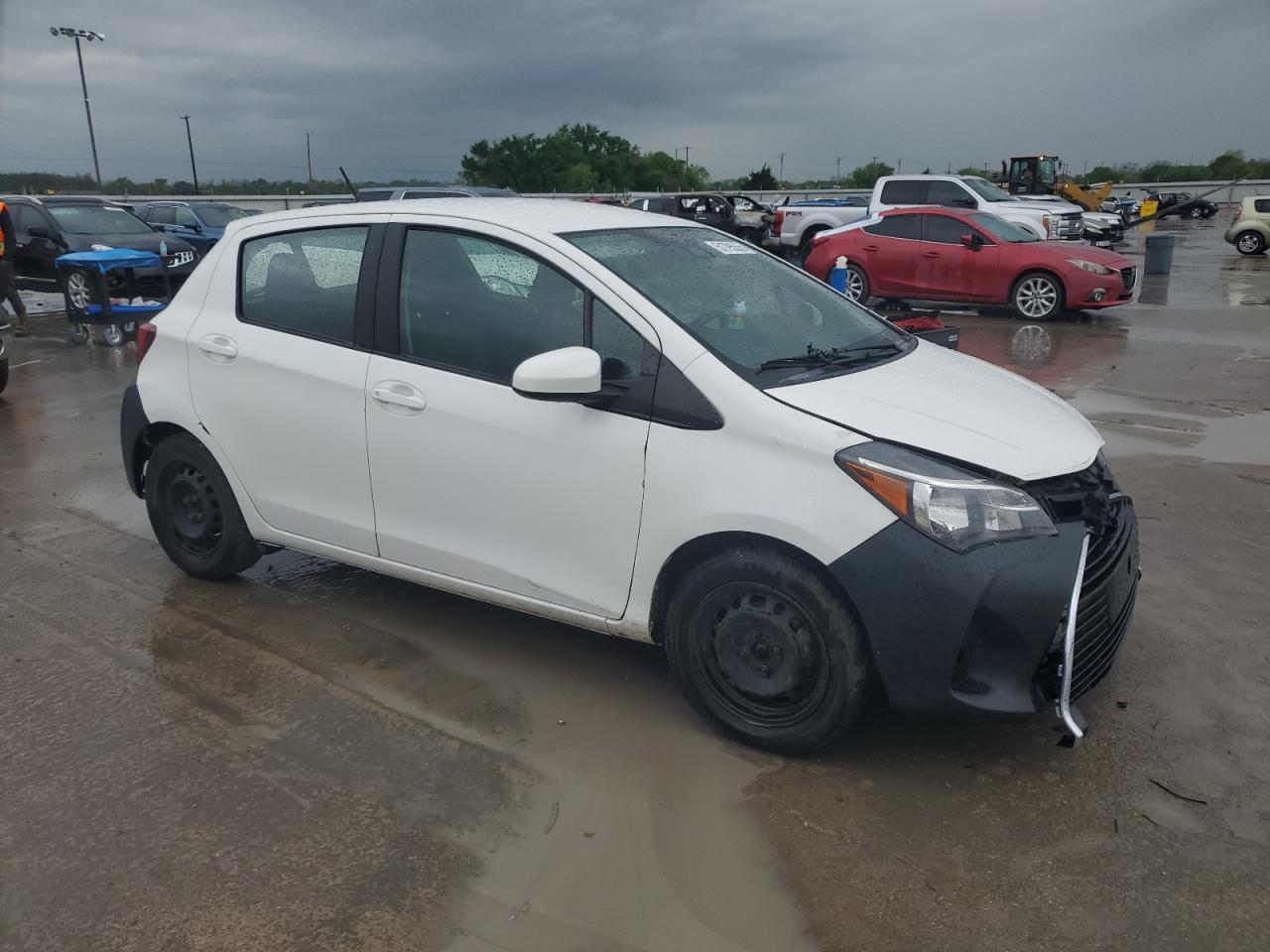 2017 TOYOTA YARIS L - Фото 4