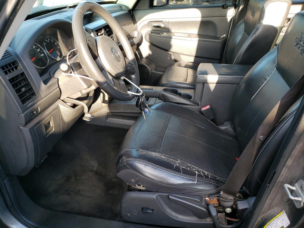 2012 JEEP LIBERTY SP - Фото 7