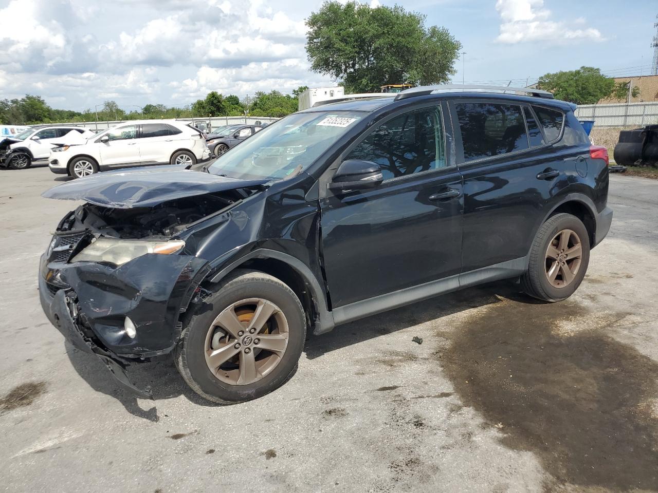 2015 TOYOTA RAV4 XLE