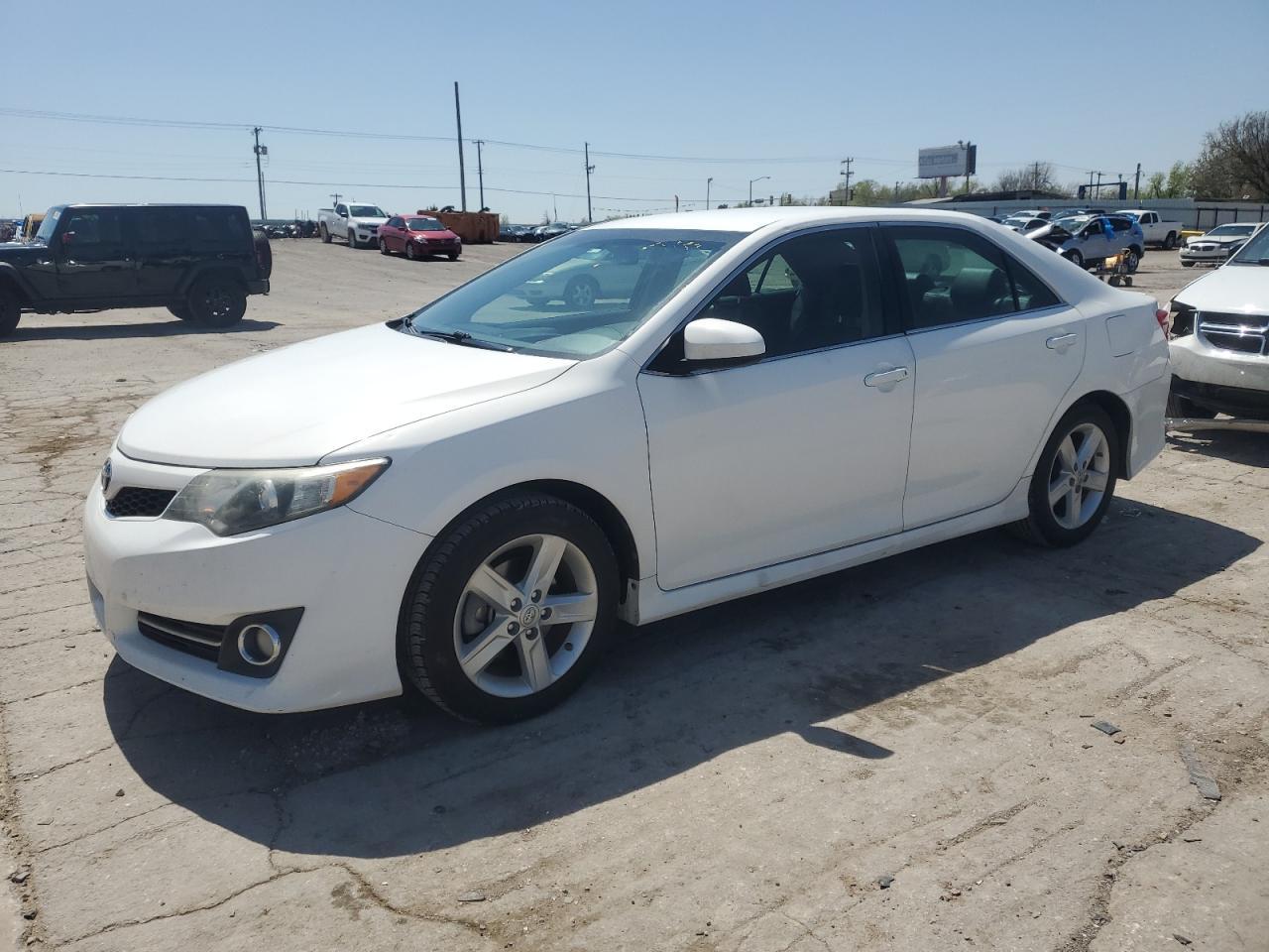 2014 TOYOTA CAMRY L