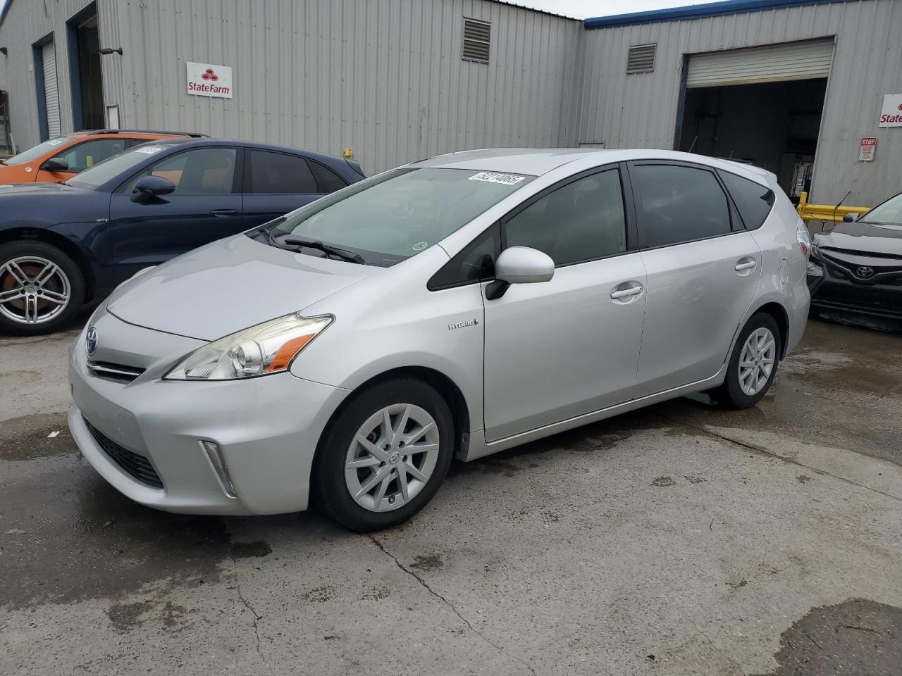 2013 TOYOTA PRIUS V