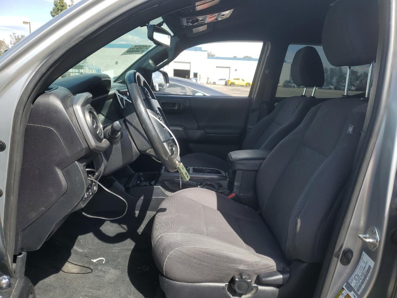 2017 TOYOTA TACOMA DOU - Фото 7