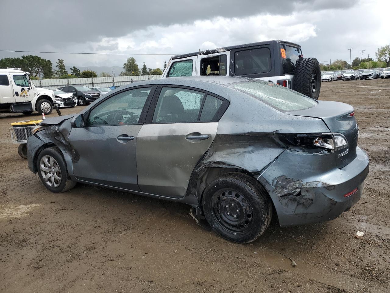 2013 MAZDA 3 I - Фото 2