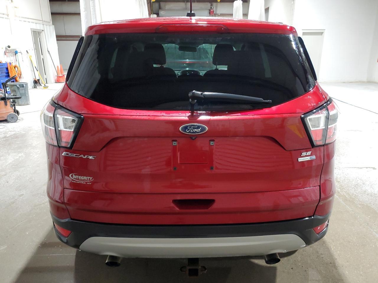 2017 FORD ESCAPE SE - Фото 6