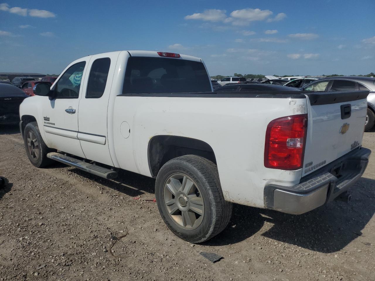 2012 CHEVROLET SILVERADO - Image 2
