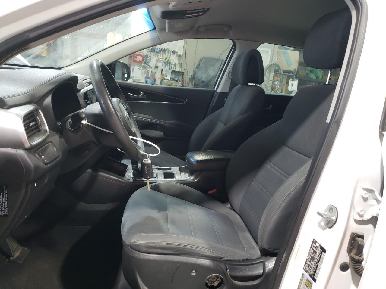 2016 KIA SORENTO LX - Image 7