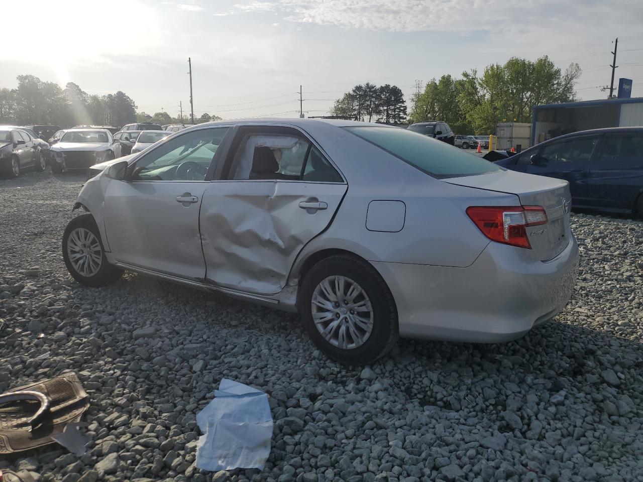 2012 TOYOTA CAMRY BASE - Фото 2