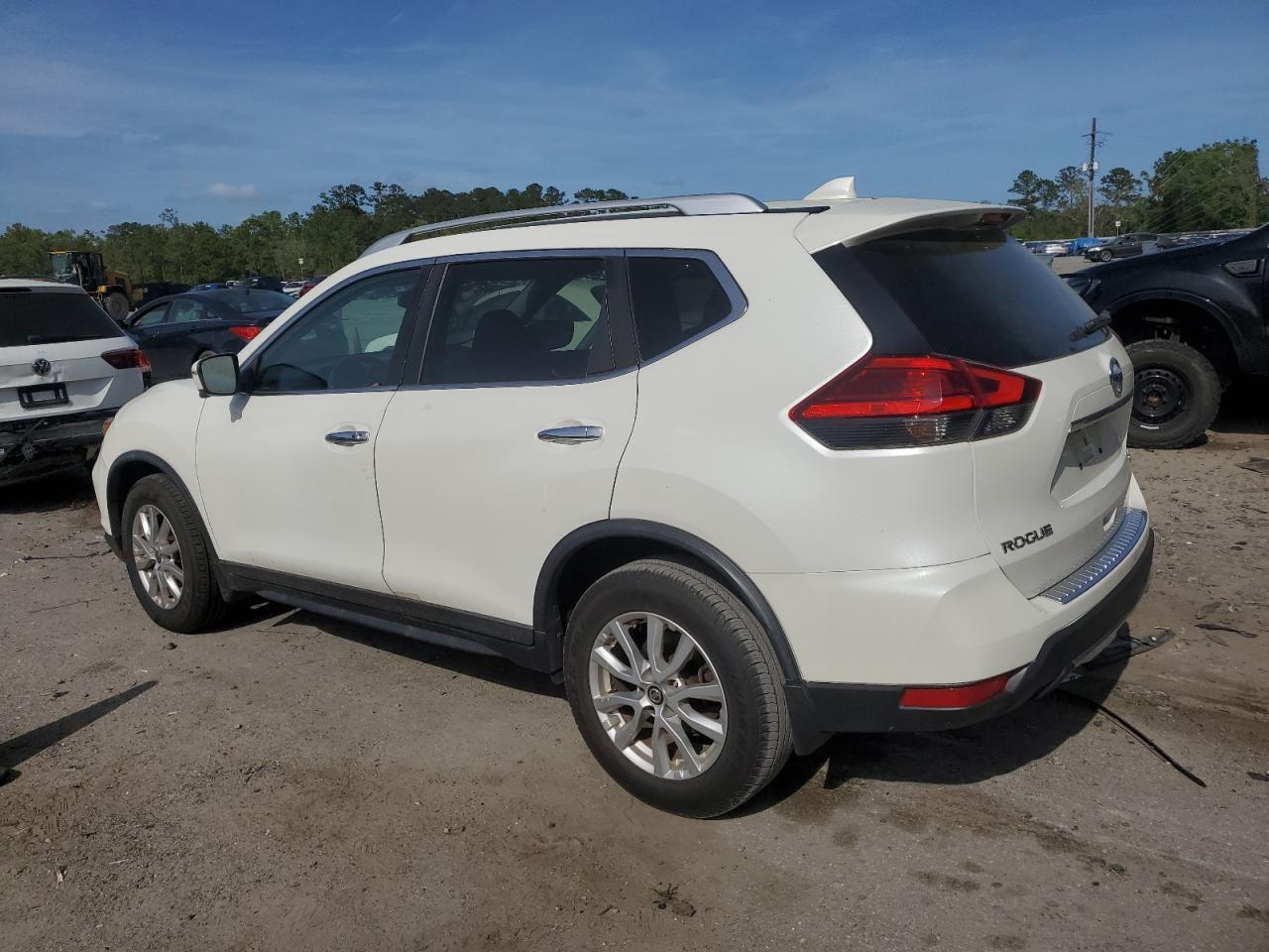 2017 NISSAN ROGUE S - Image 2