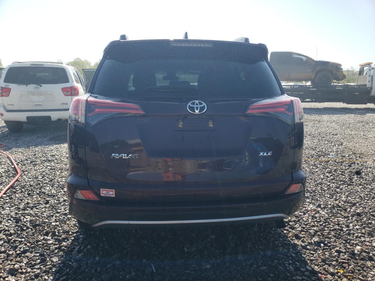 2017 TOYOTA RAV4 XLE - Image 6