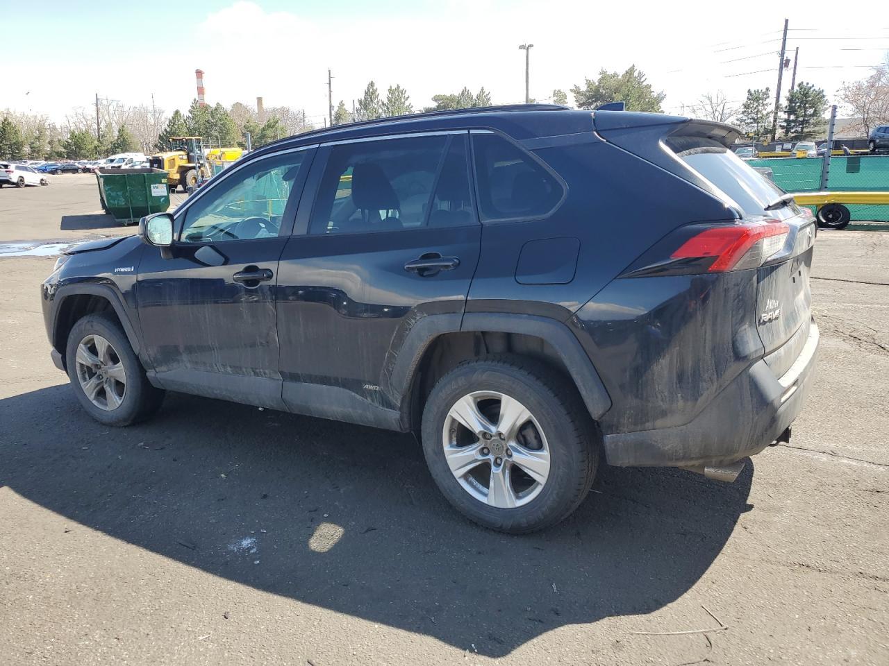 2021 TOYOTA RAV4 LE - Image 2