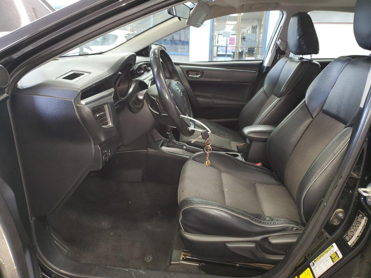 2015 TOYOTA COROLLA L - Фото 7
