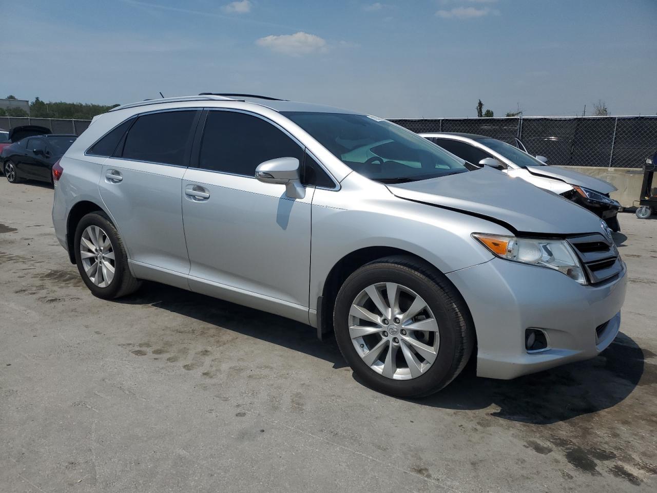 2013 TOYOTA VENZA LE - Фото 4