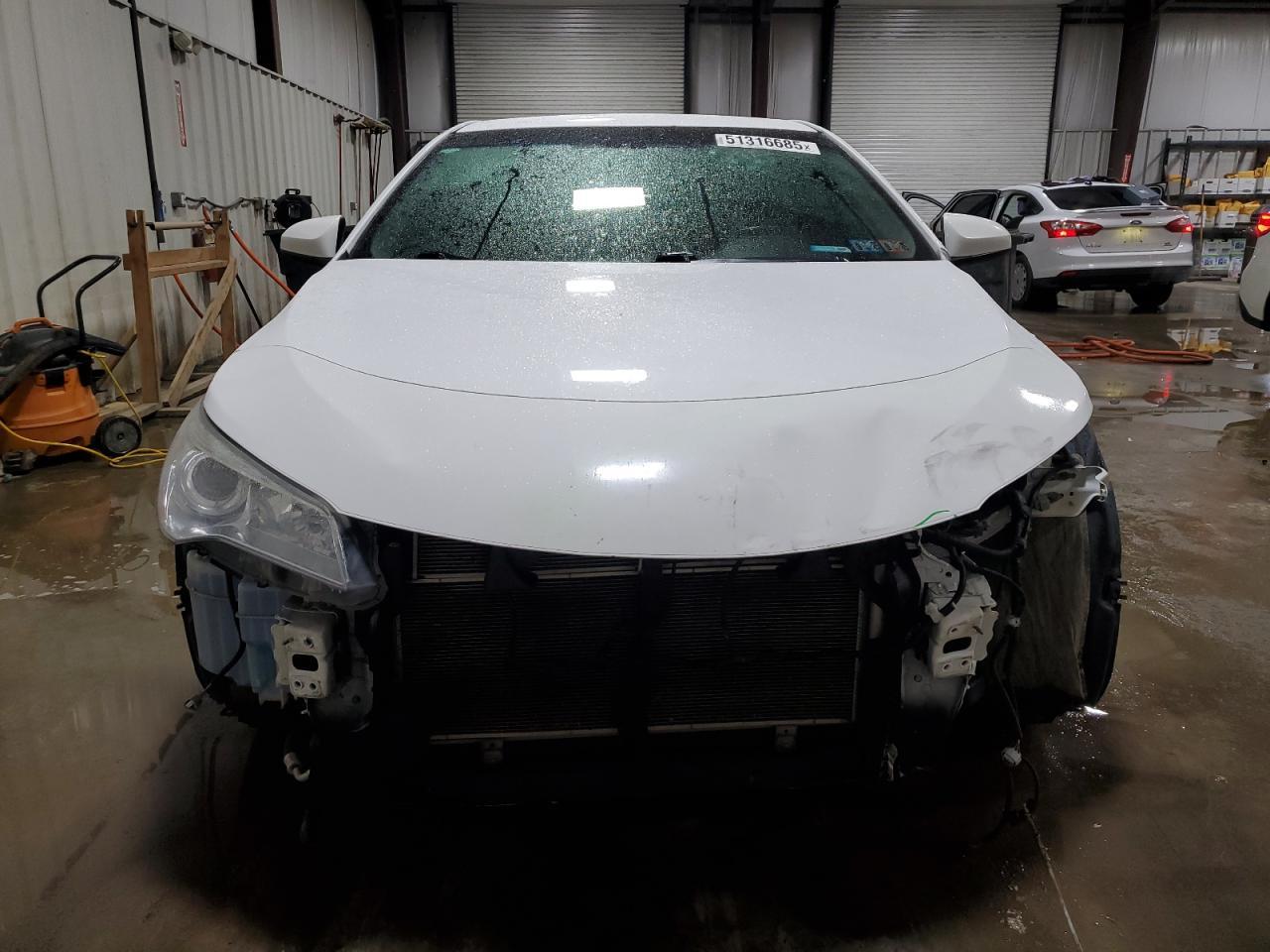 2017 TOYOTA CAMRY HYBR - Фото 5