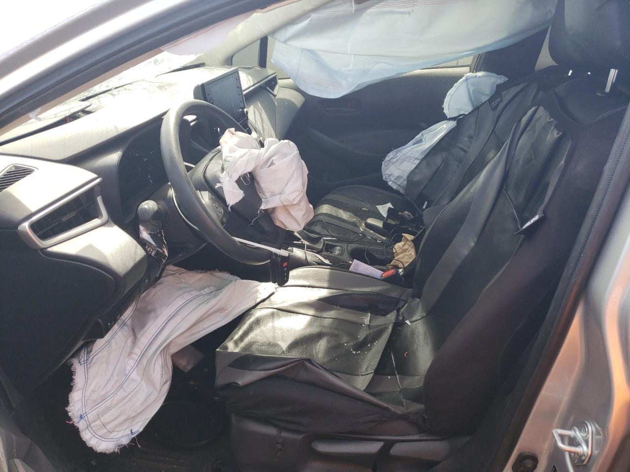2022 TOYOTA COROLLA LE - Фото 7