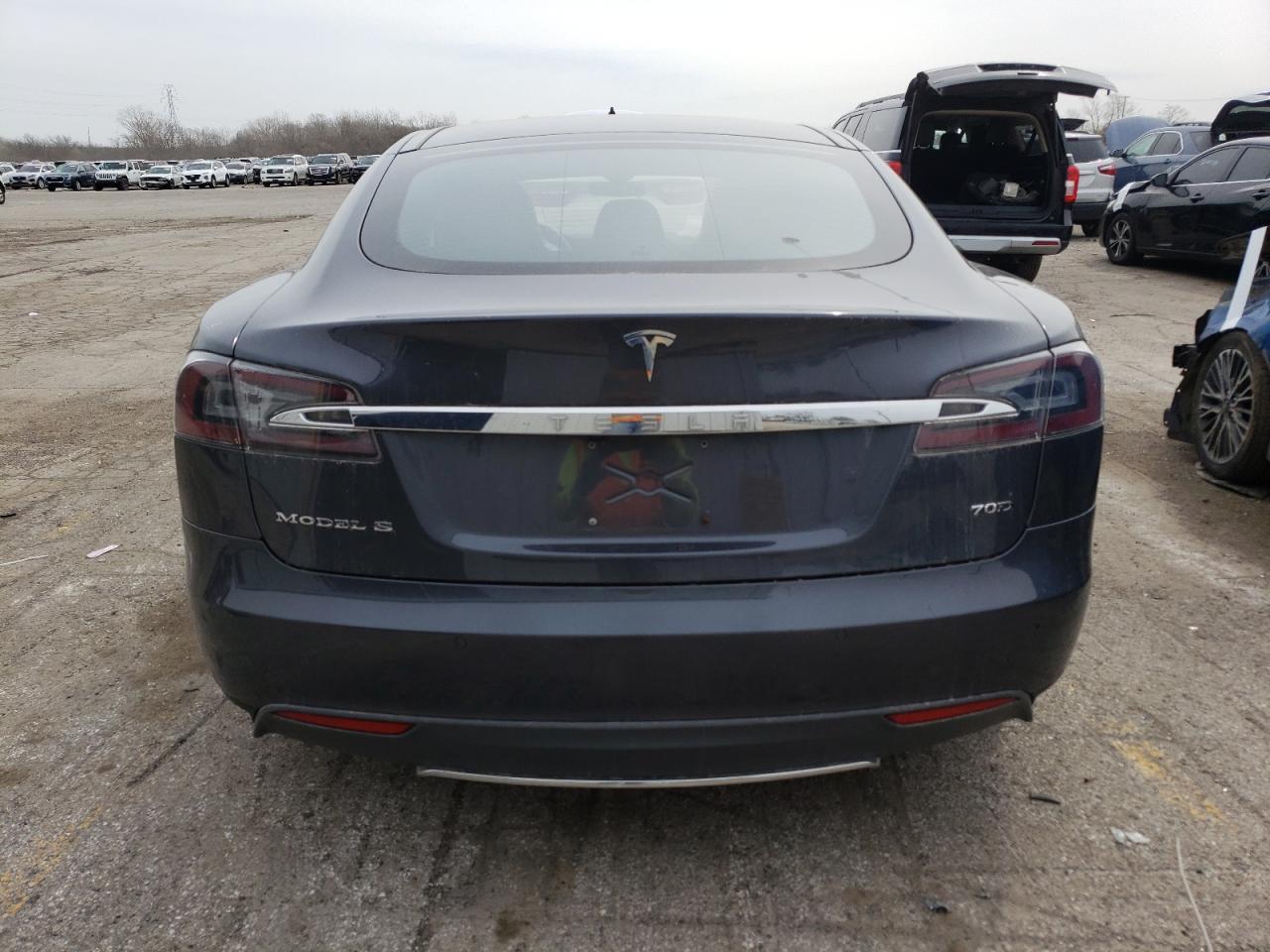 2015 TESLA MODEL S - Фото 6