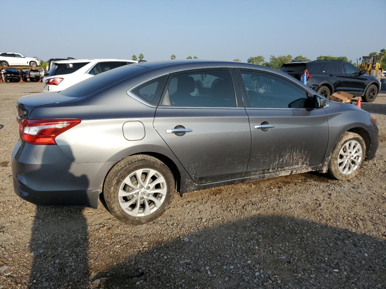 2018 NISSAN SENTRA S - Фото 3