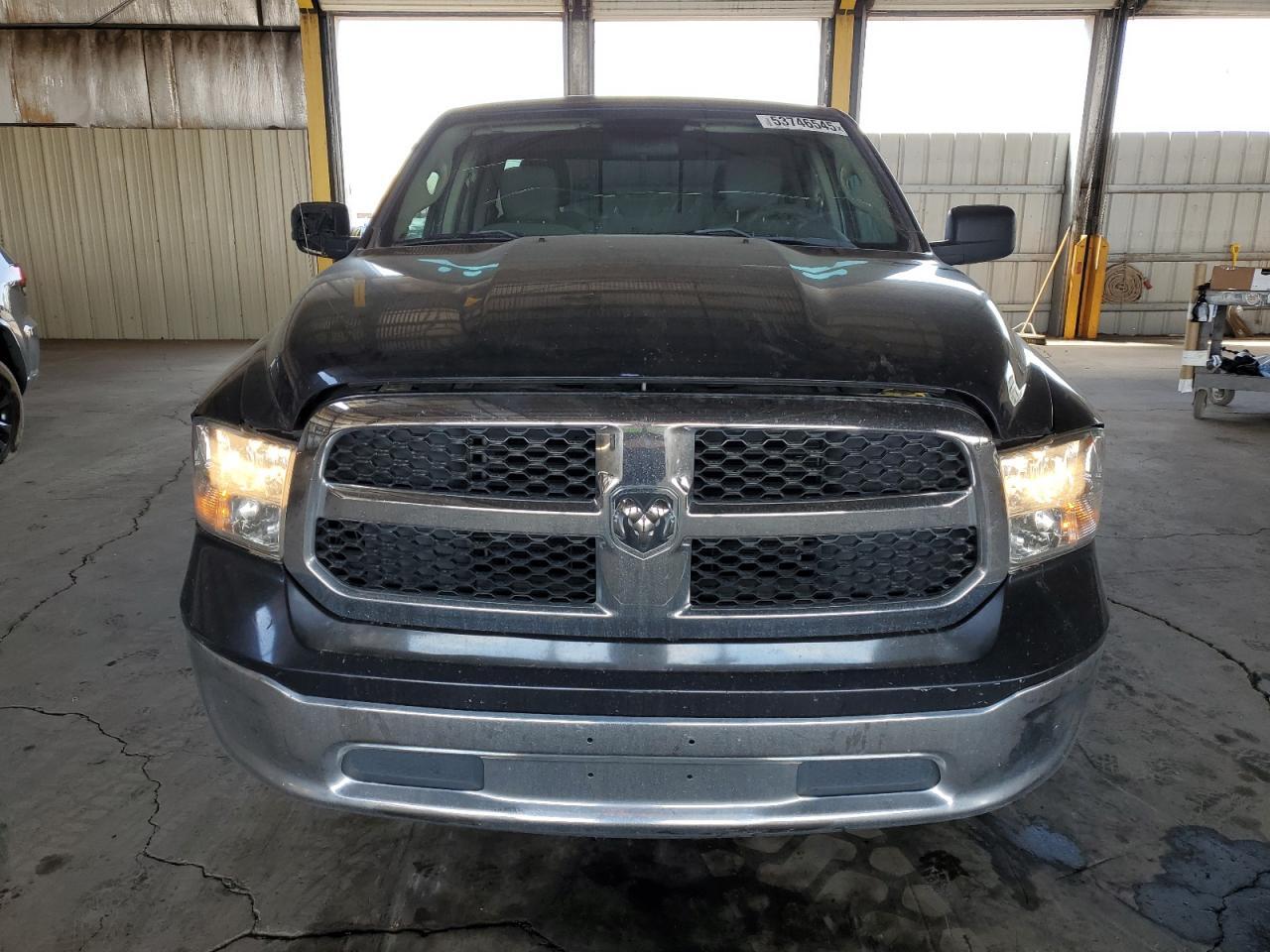 2017 RAM 1500 SLT - Image 5
