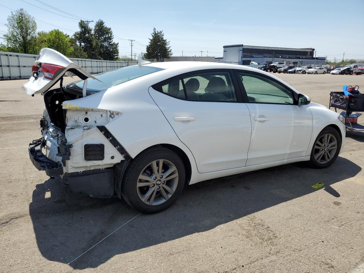 2018 HYUNDAI ELANTRA SE - Фото 3
