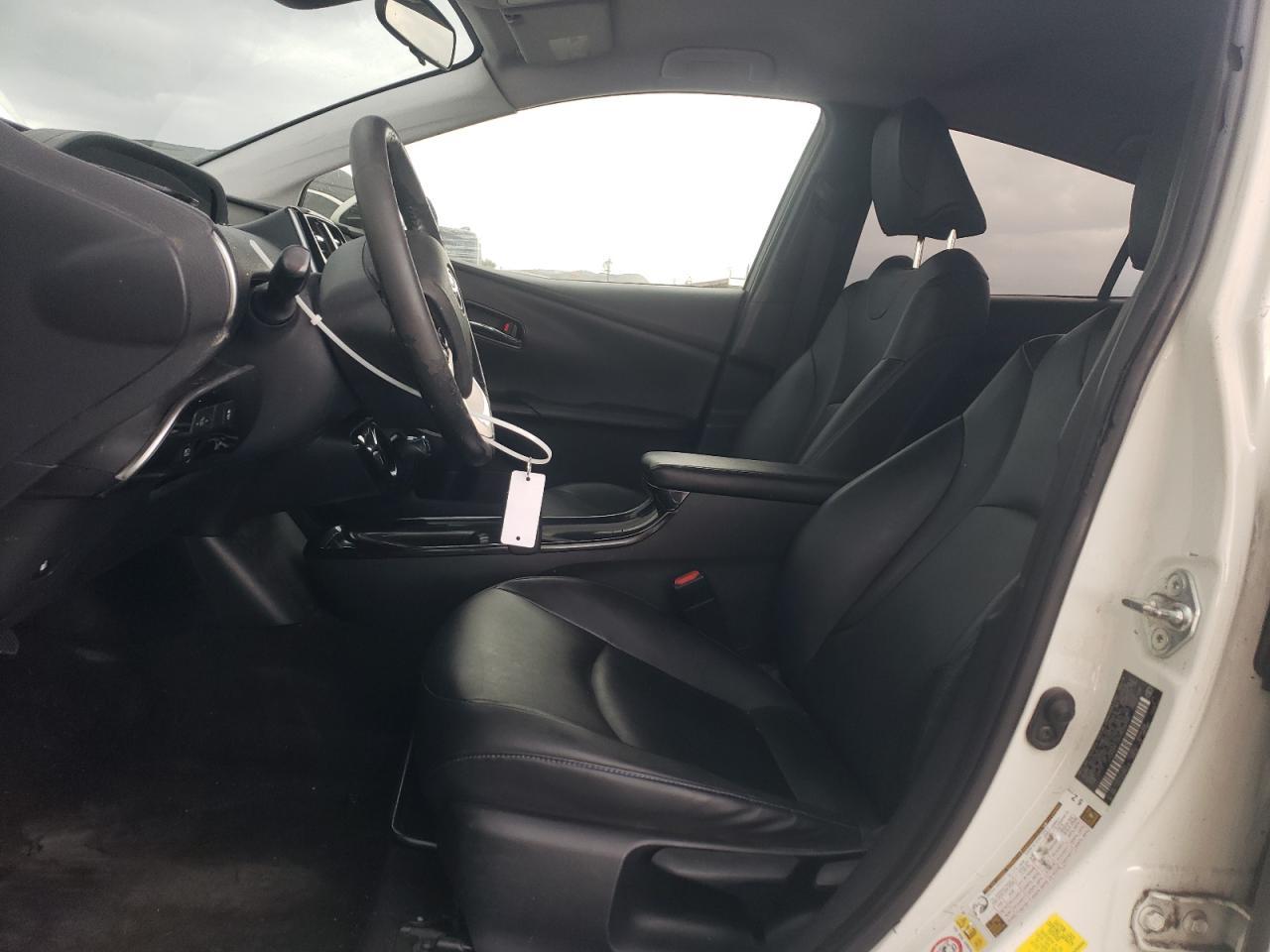 2016 TOYOTA PRIUS - Image 7