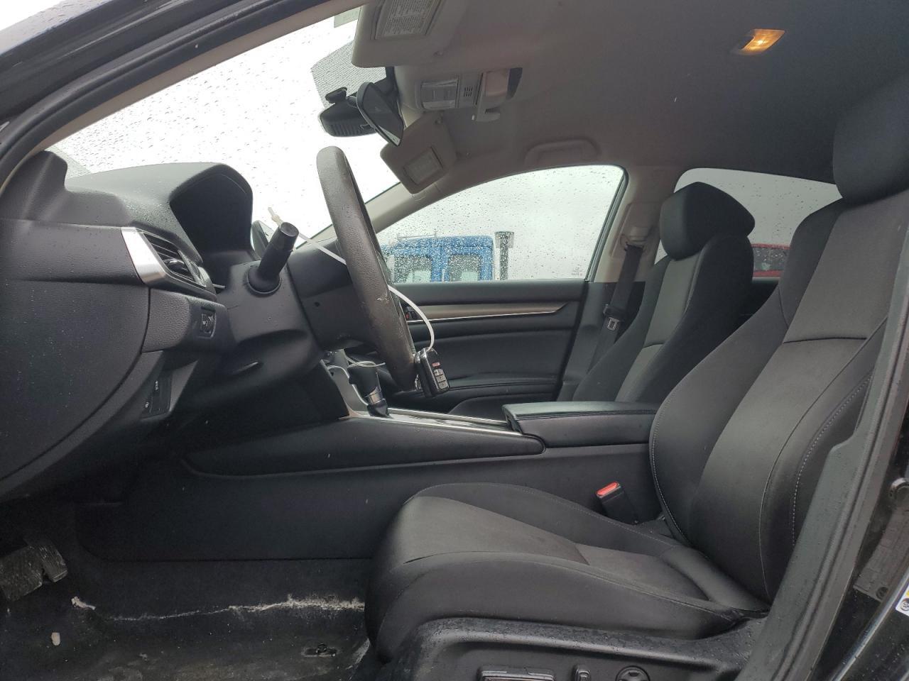 2018 HONDA ACCORD LX - Фото 7