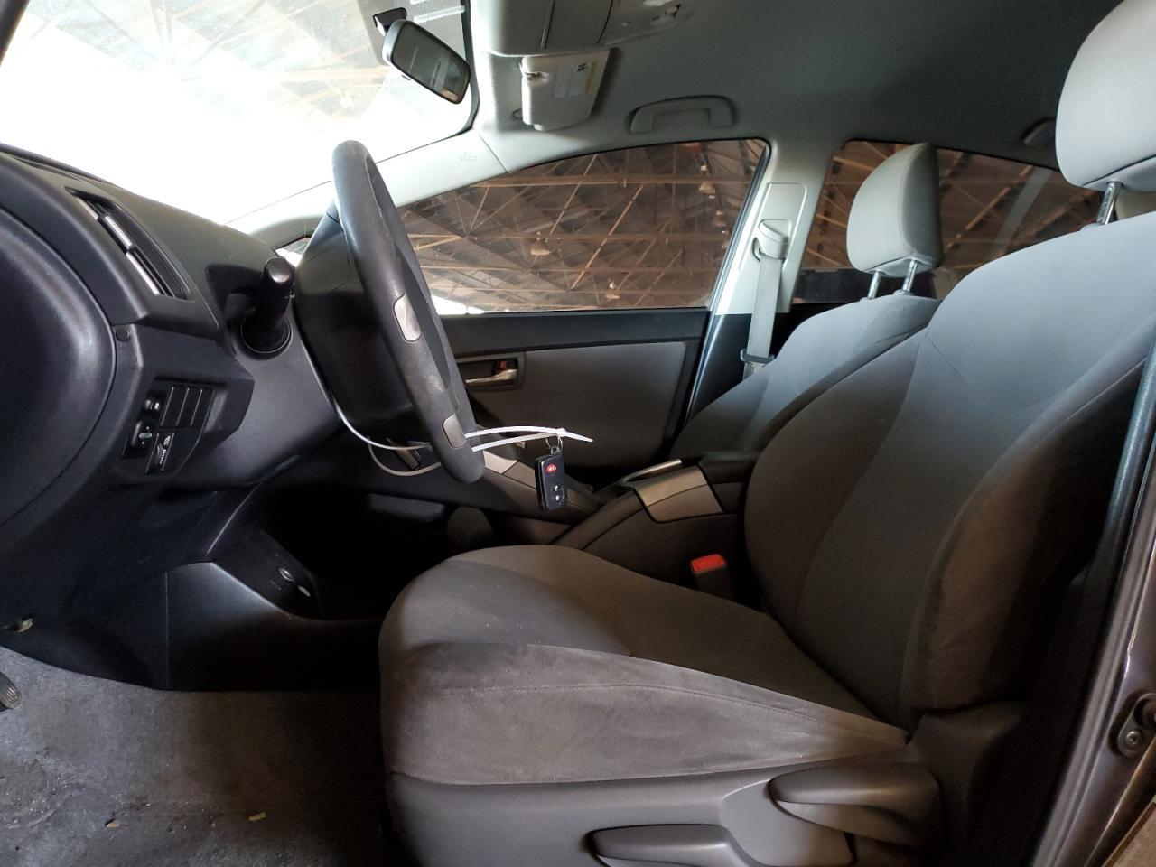 2013 TOYOTA PRIUS - Image 7