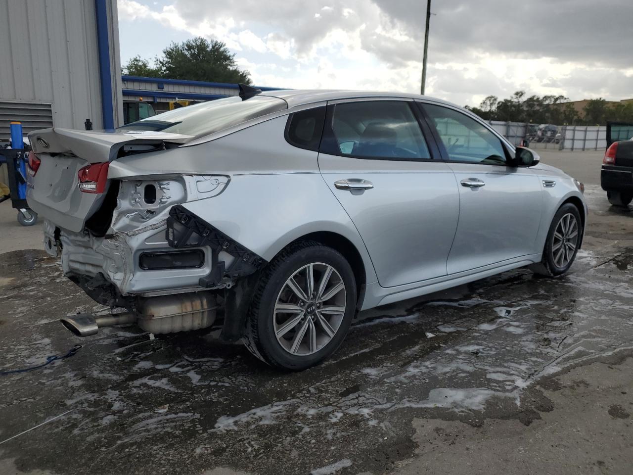 2019 KIA OPTIMA LX - Фото 3
