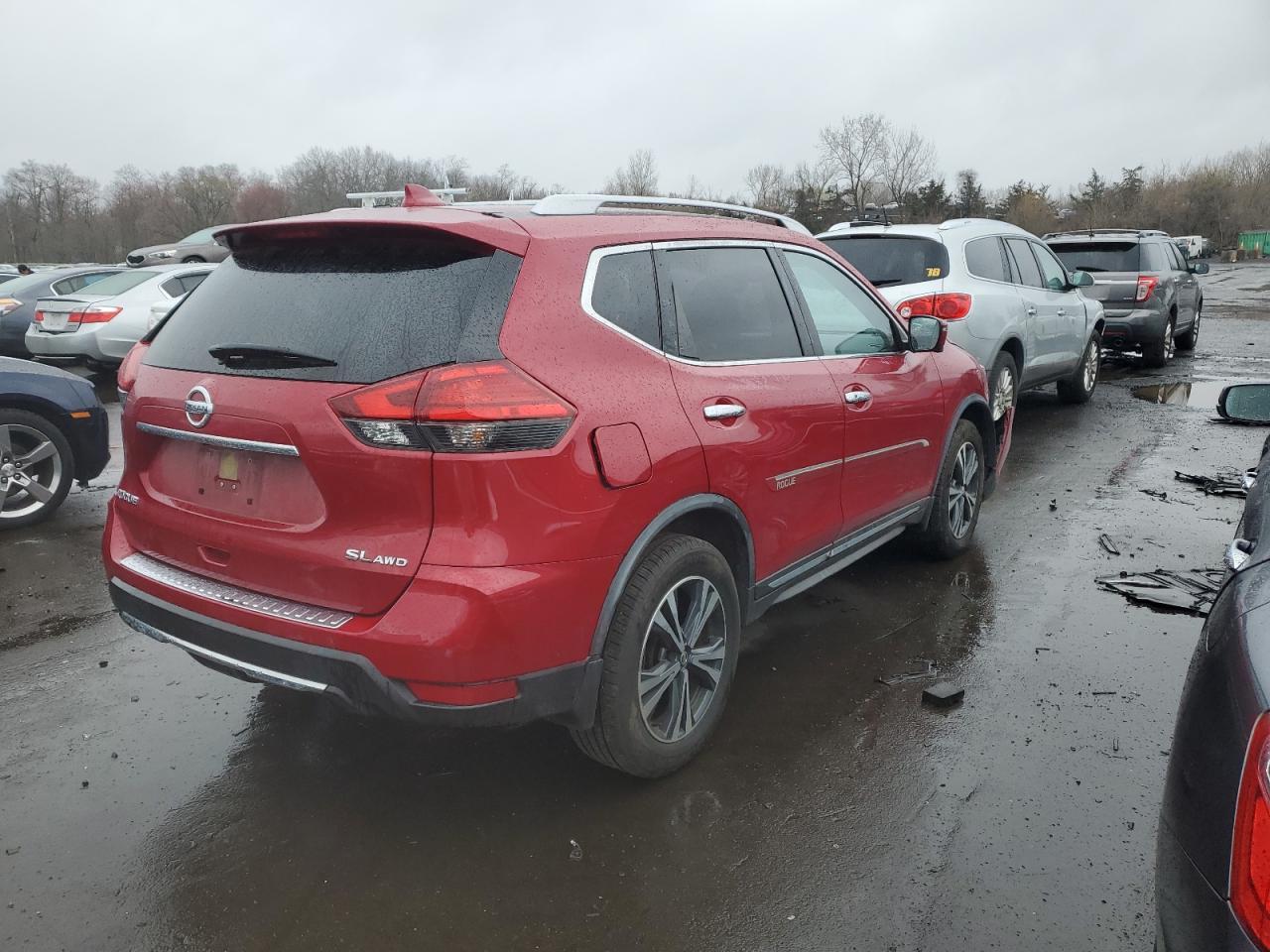 2017 NISSAN ROGUE S - Фото 3