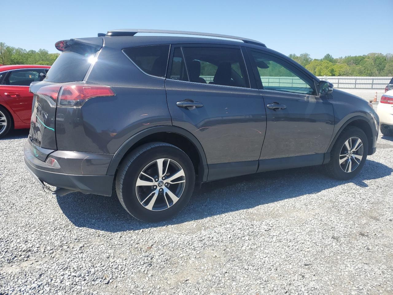 2017 TOYOTA RAV4 XLE - Фото 3