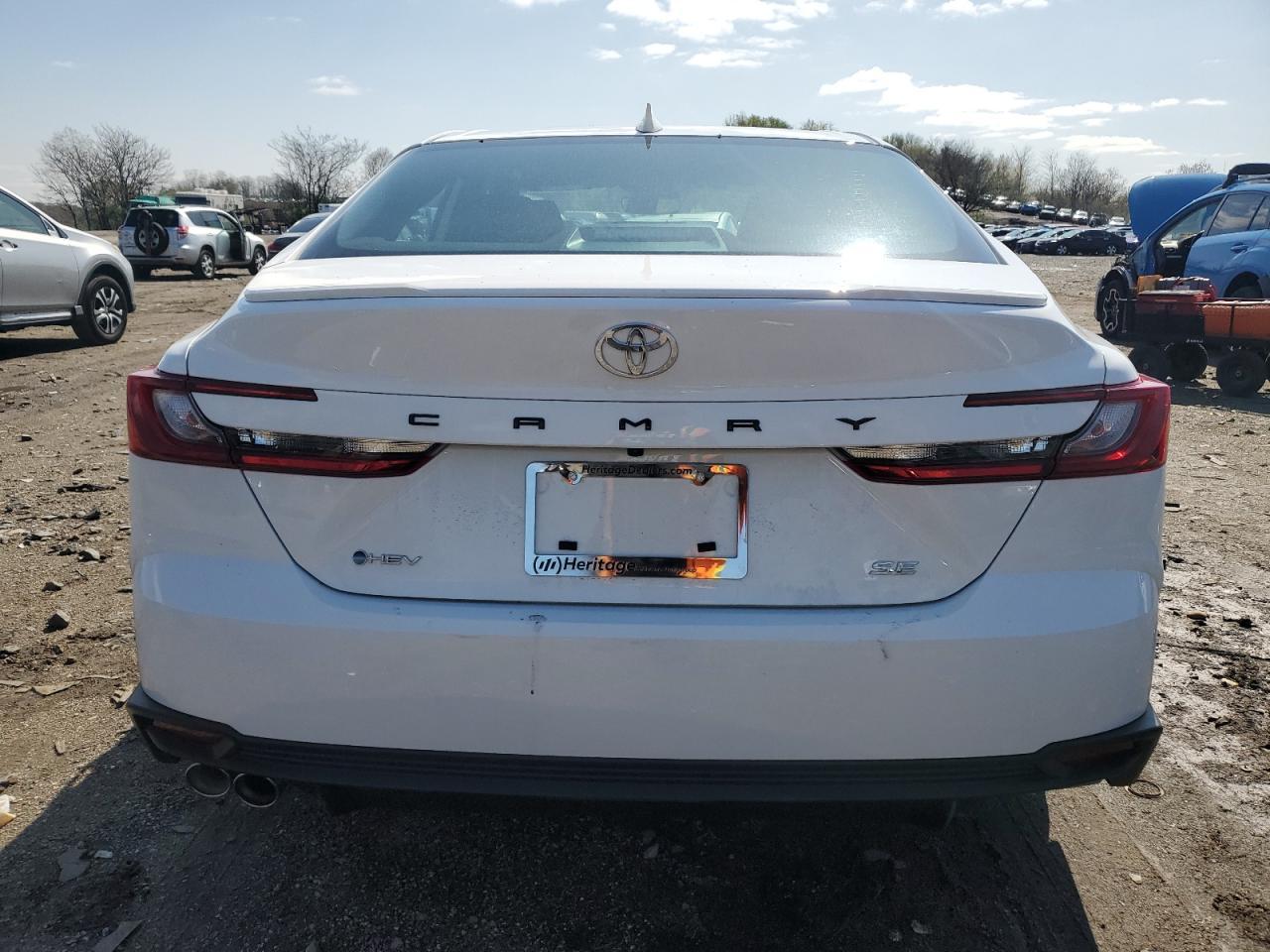 2025 TOYOTA CAMRY XSE - Image 6