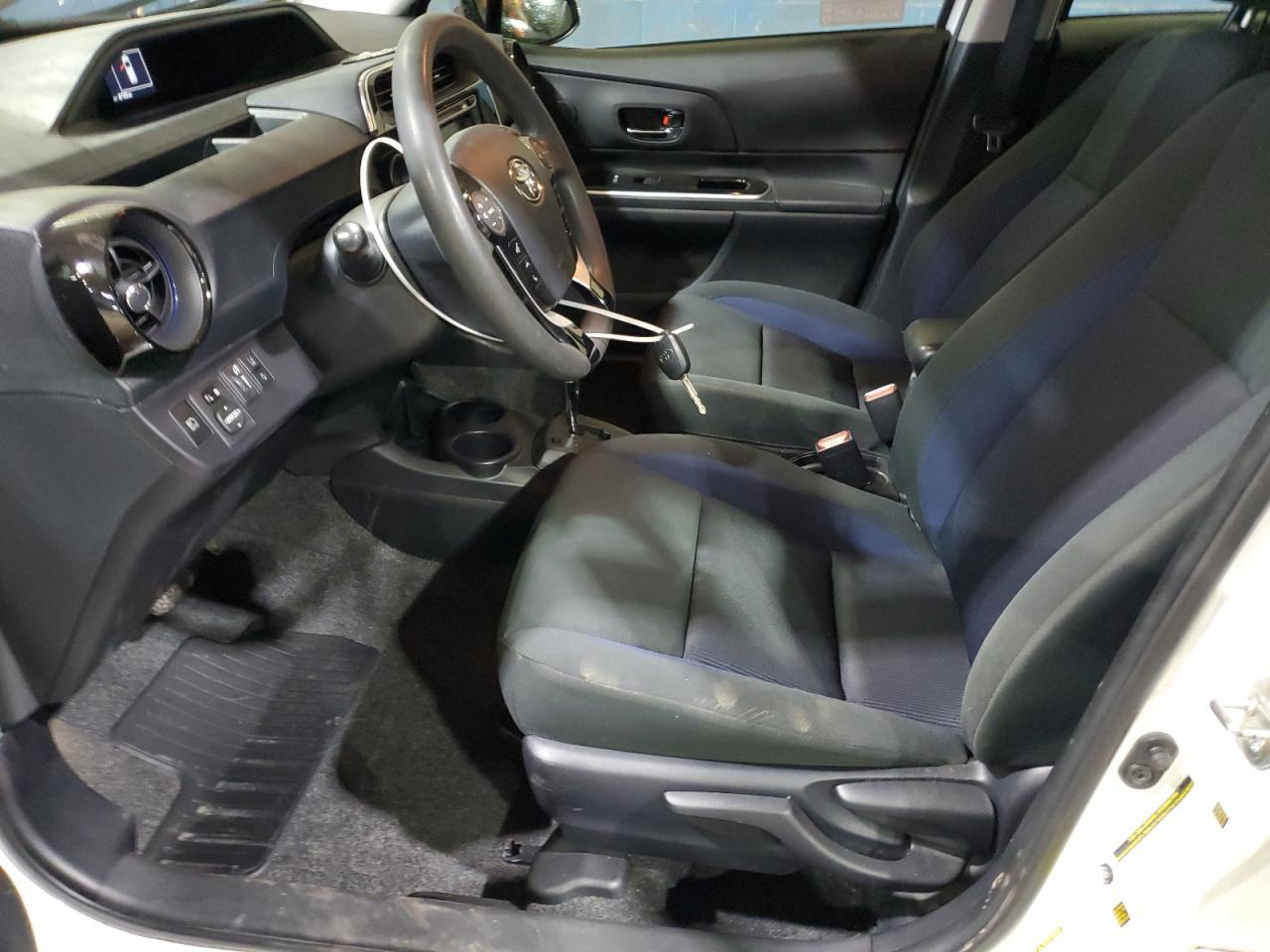 2018 TOYOTA PRIUS C - Image 7