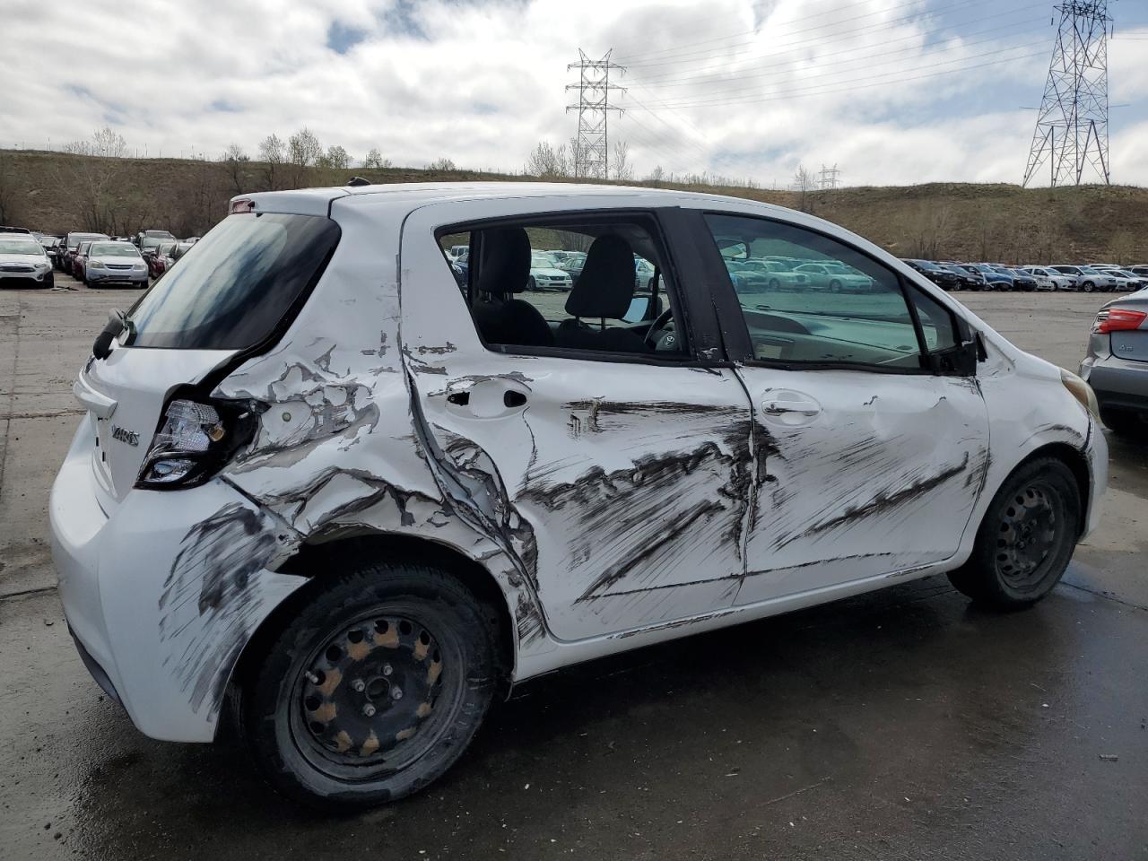 2015 TOYOTA YARIS - Image 3