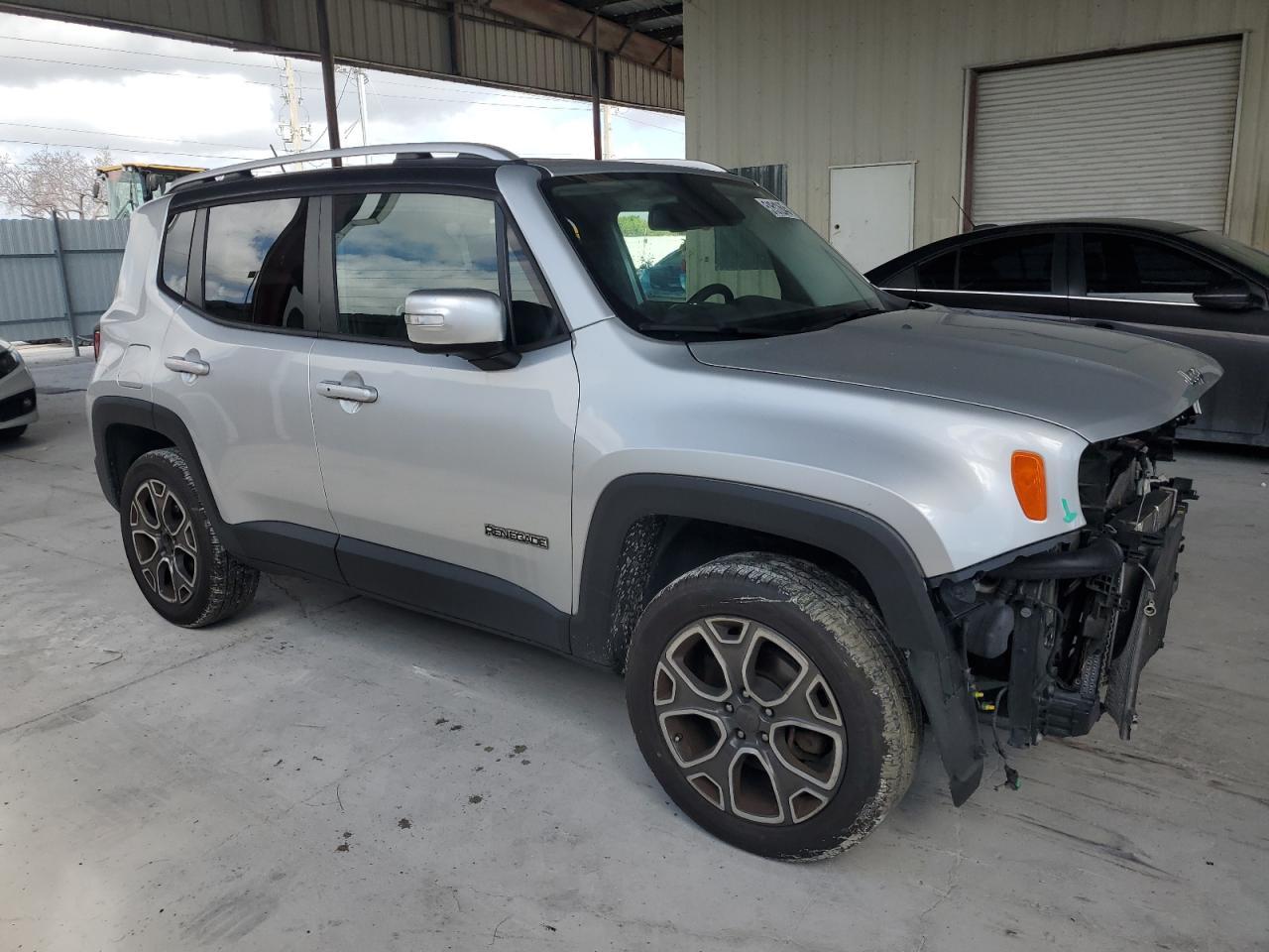 2017 JEEP RENEGADE L - Фото 4