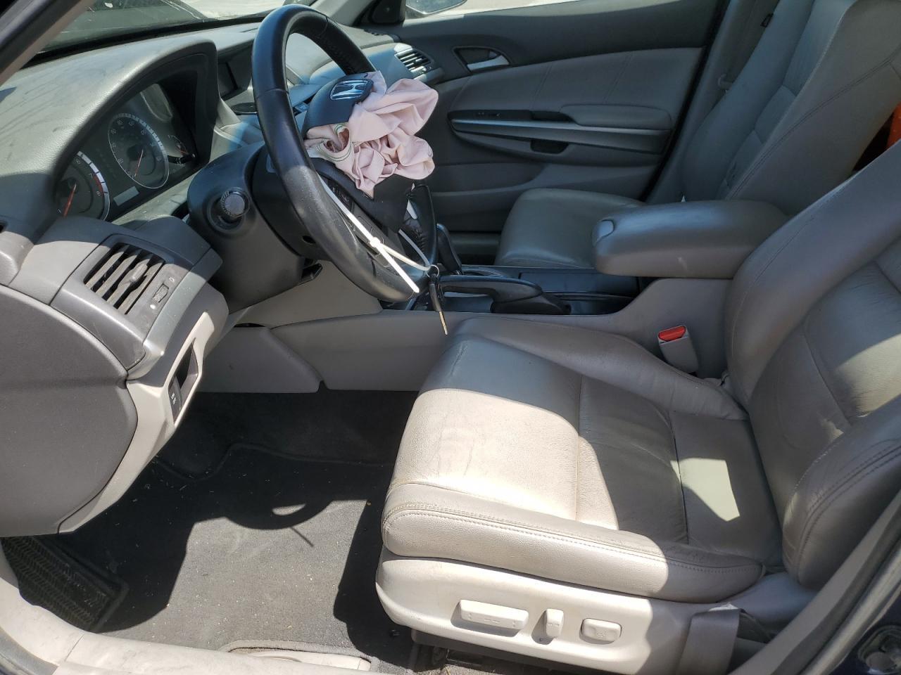 2010 HONDA ACCORD EXL - Image 7