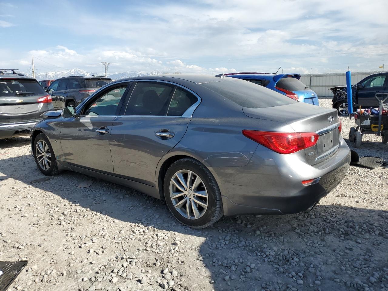 2015 INFINITI Q50 BASE - Фото 2