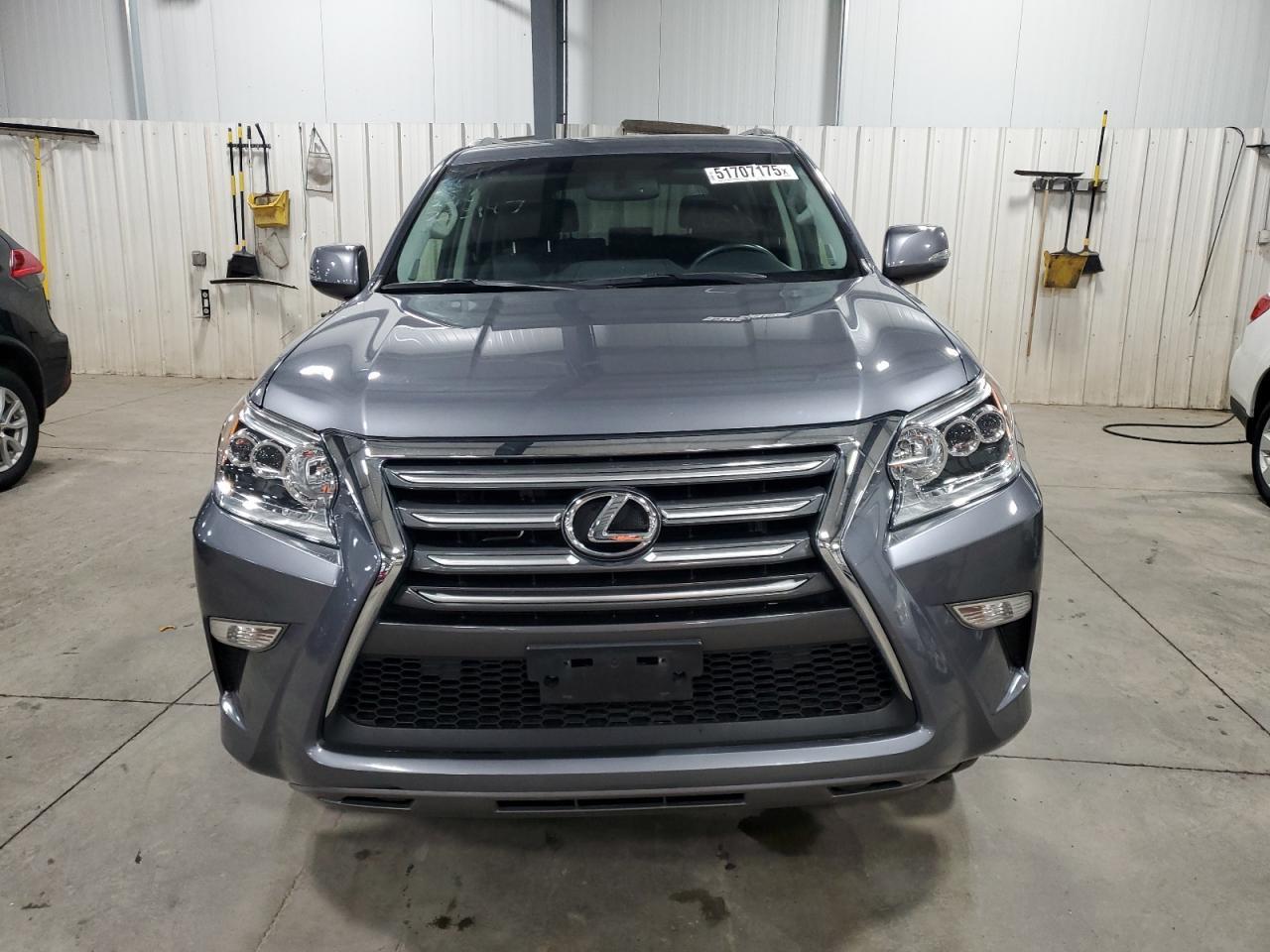 2017 LEXUS GX 460 - Фото 5