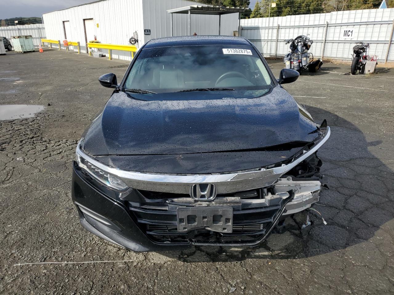 2018 HONDA ACCORD LX - Image 5