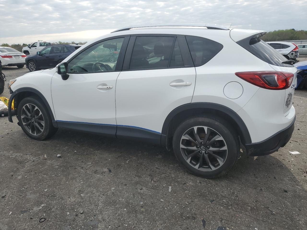 2016 MAZDA CX-5 GT - Image 2